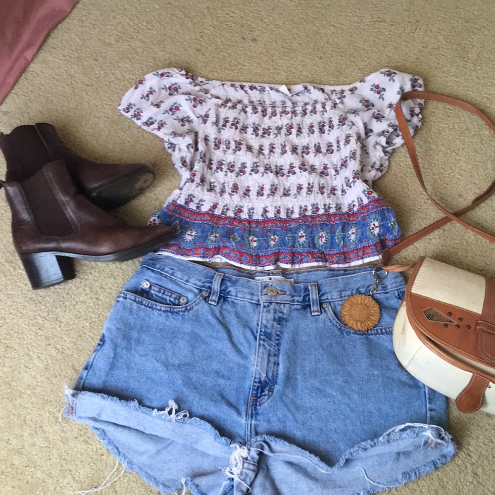 Off the shoulder floral crop top